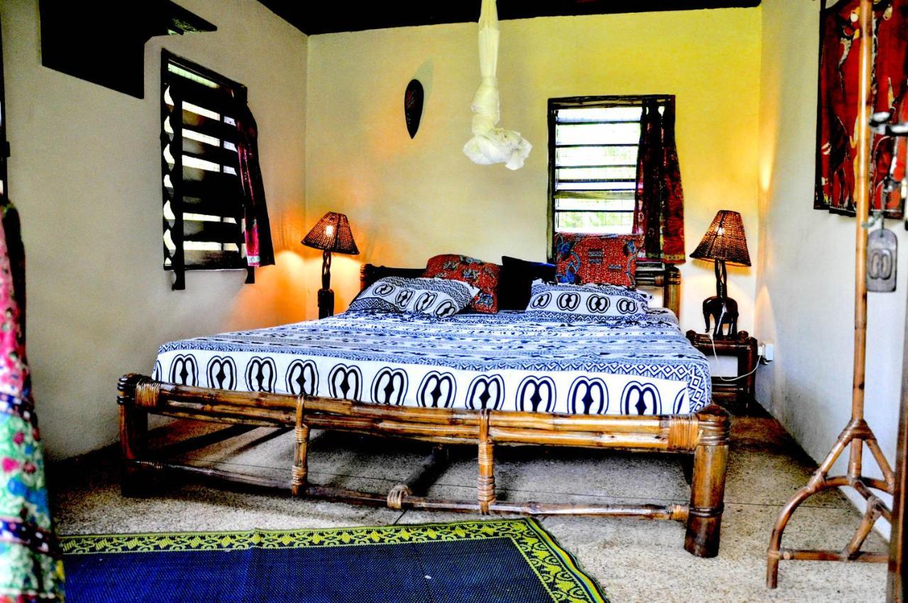 Ankobra Beach Resort Axim Habitación foto